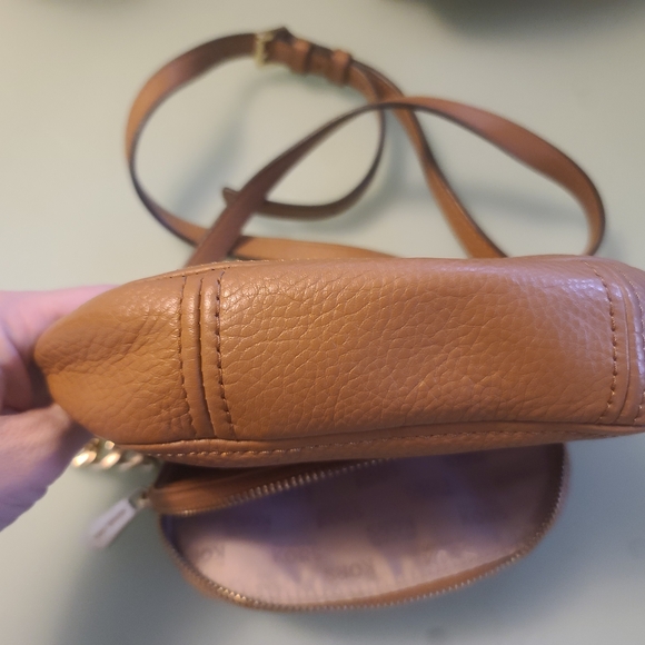 Michael Kors Women's Pebbled Leather Crossbody Bag in Tan - Picture 6 of 6